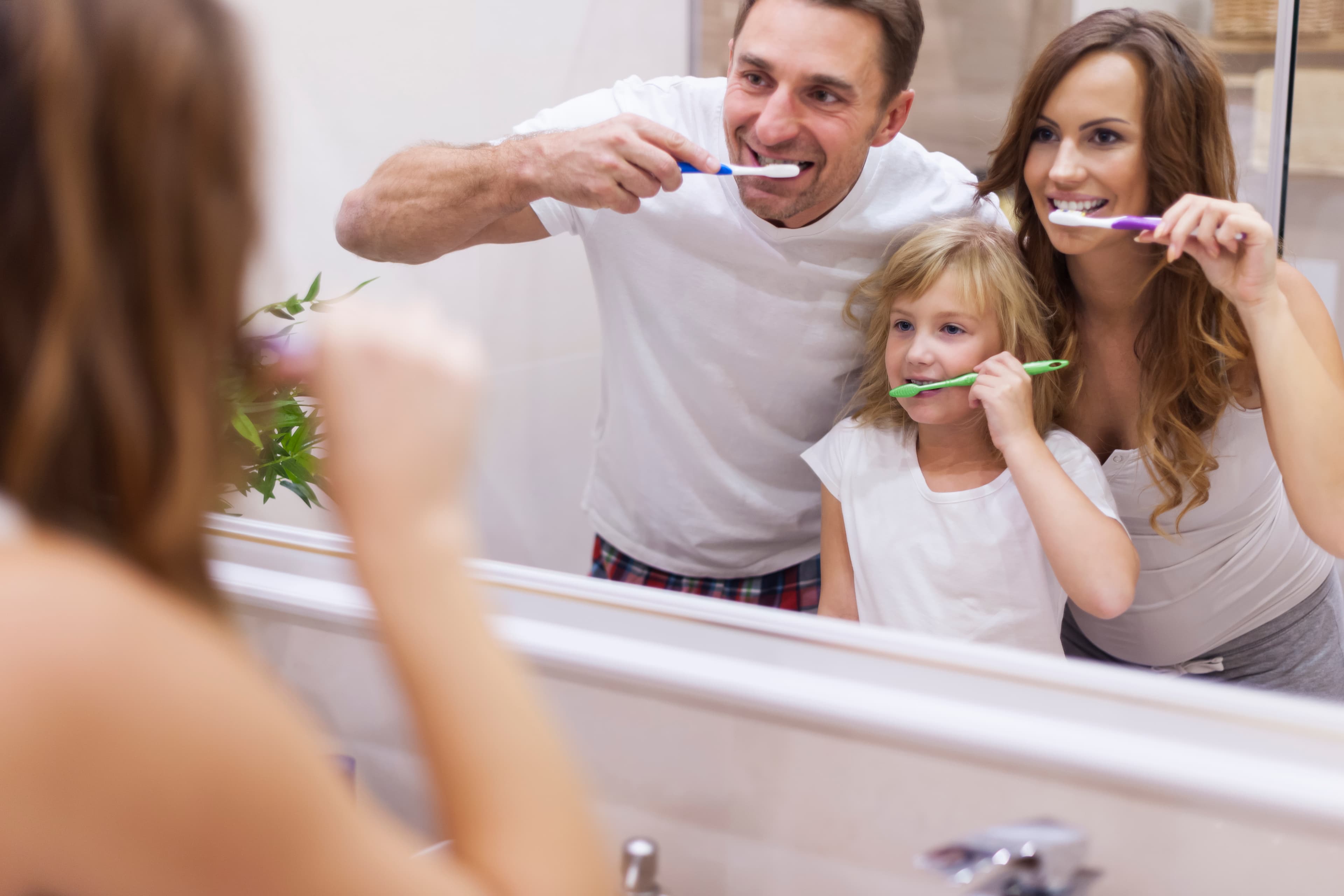 Custom-fitted comfortable dentures